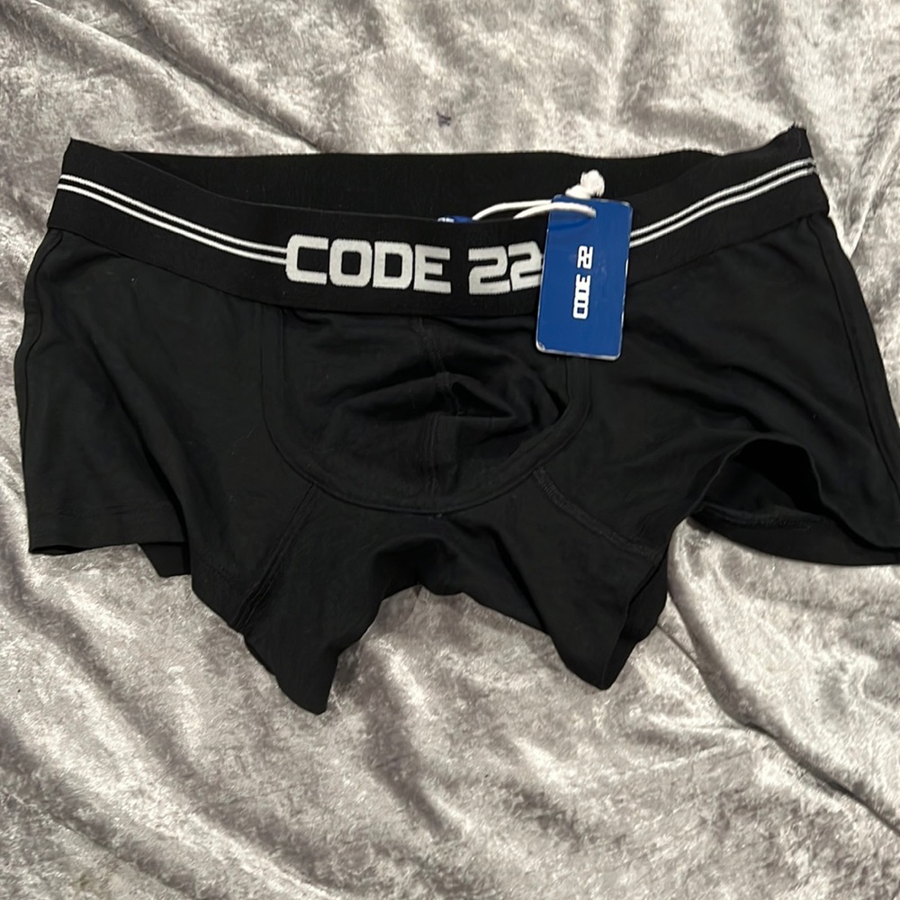 NWT code 22 large black boxer briefs